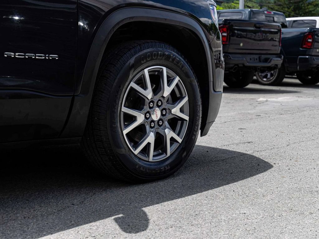 Used 2020 GMC Acadia SLT AWD/4WD image 9