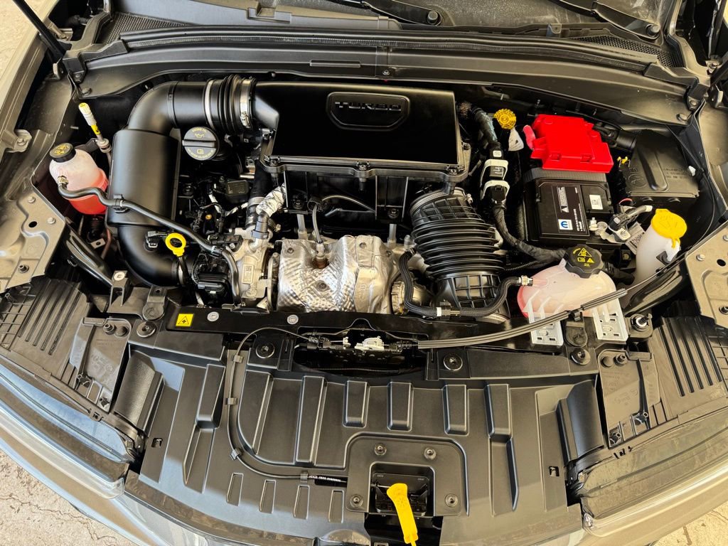 New 2025 Alfa Romeo Tonale image 40