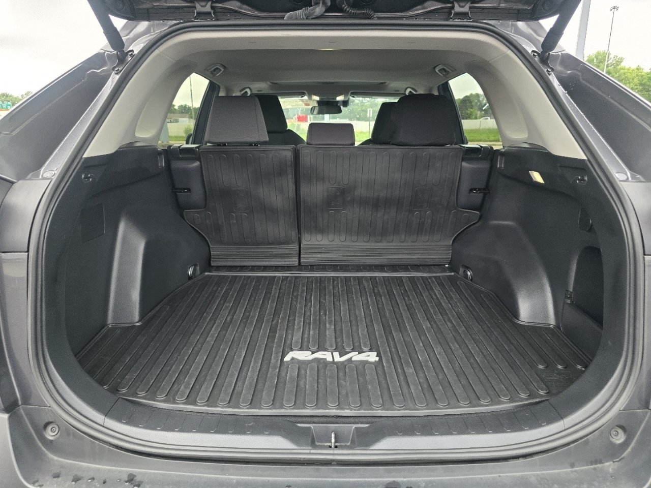 Certified 2024 Toyota RAV4 XLE w/ Convenience Package AWD/4WD image 19