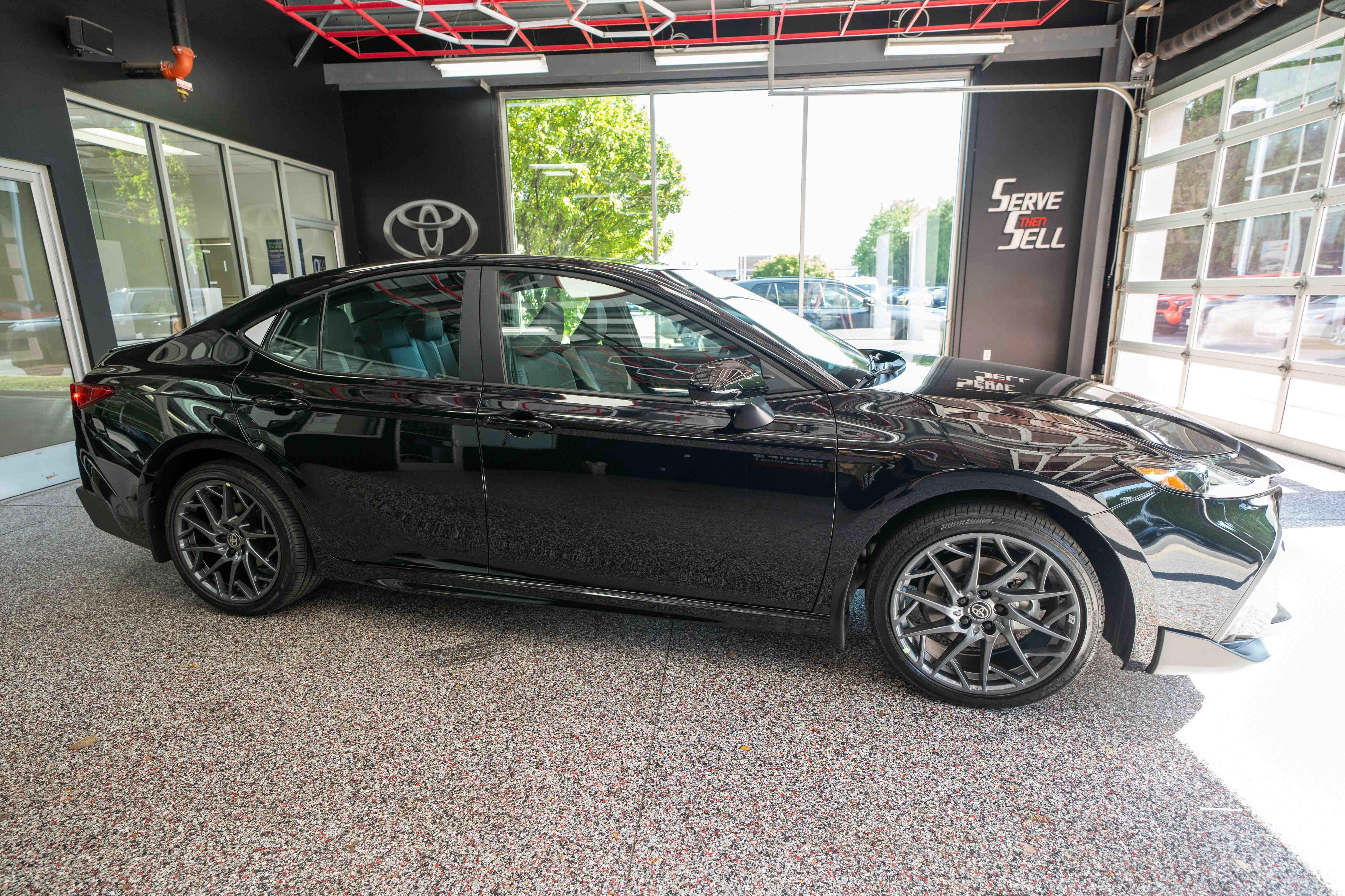 New 2026 Toyota Camry SE w/ Multimedia Upgrade Package AWD/4WD image 5