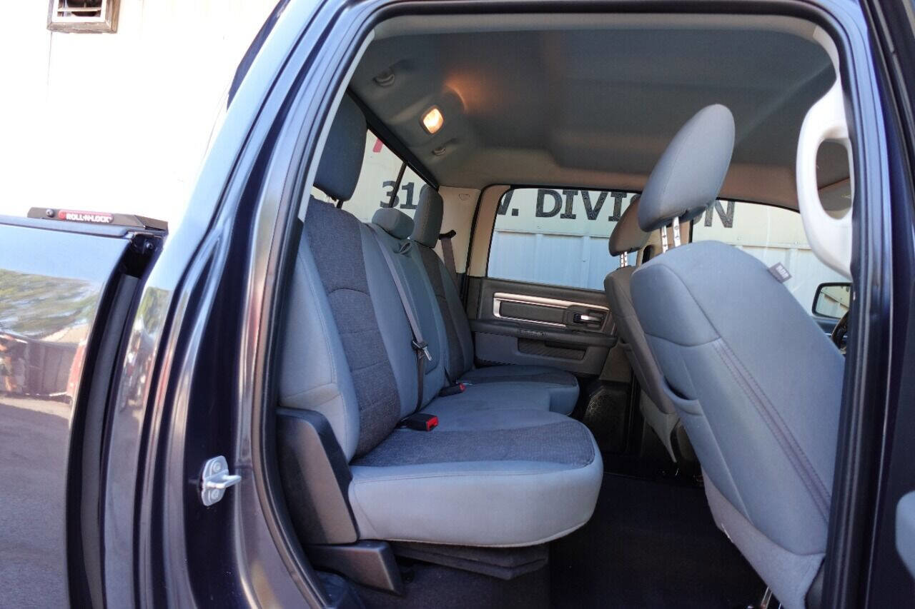 Used 2018 RAM 1500 Lone Star image 26