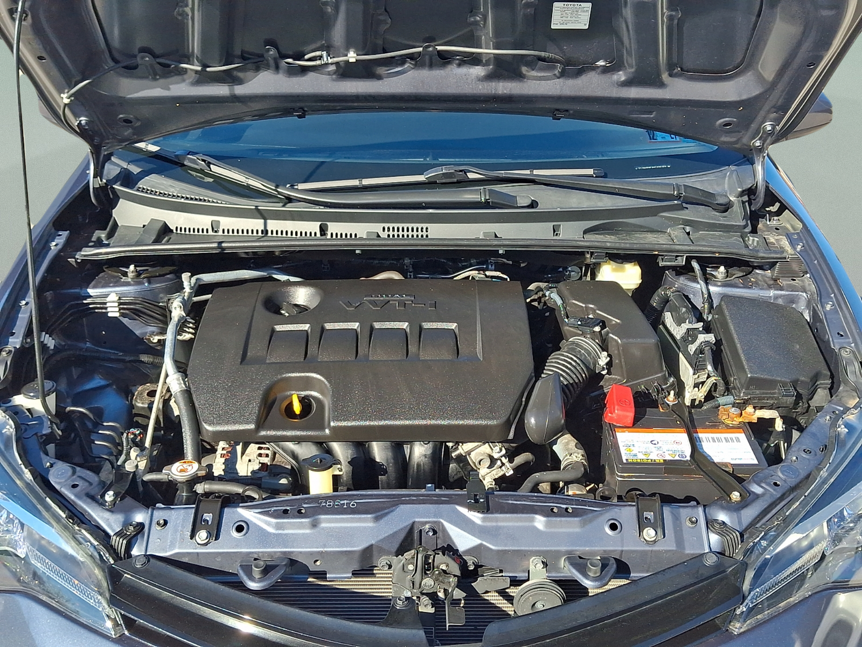 Used 2017 Toyota Corolla LE w/ Carpet Mat Package (TMS) FWD image 27