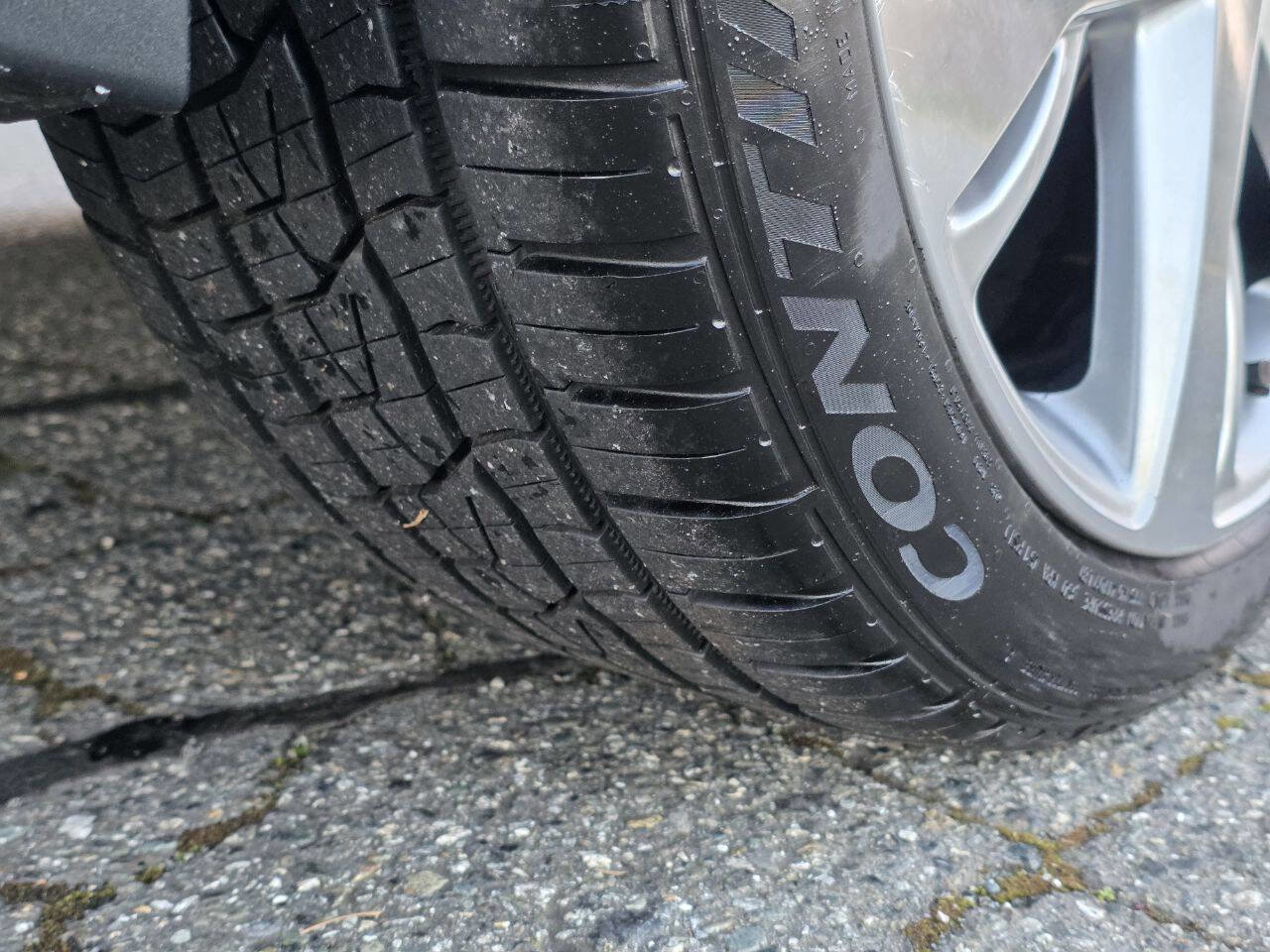 Used 2014 Cadillac ELR w/ Luxury Package image 62