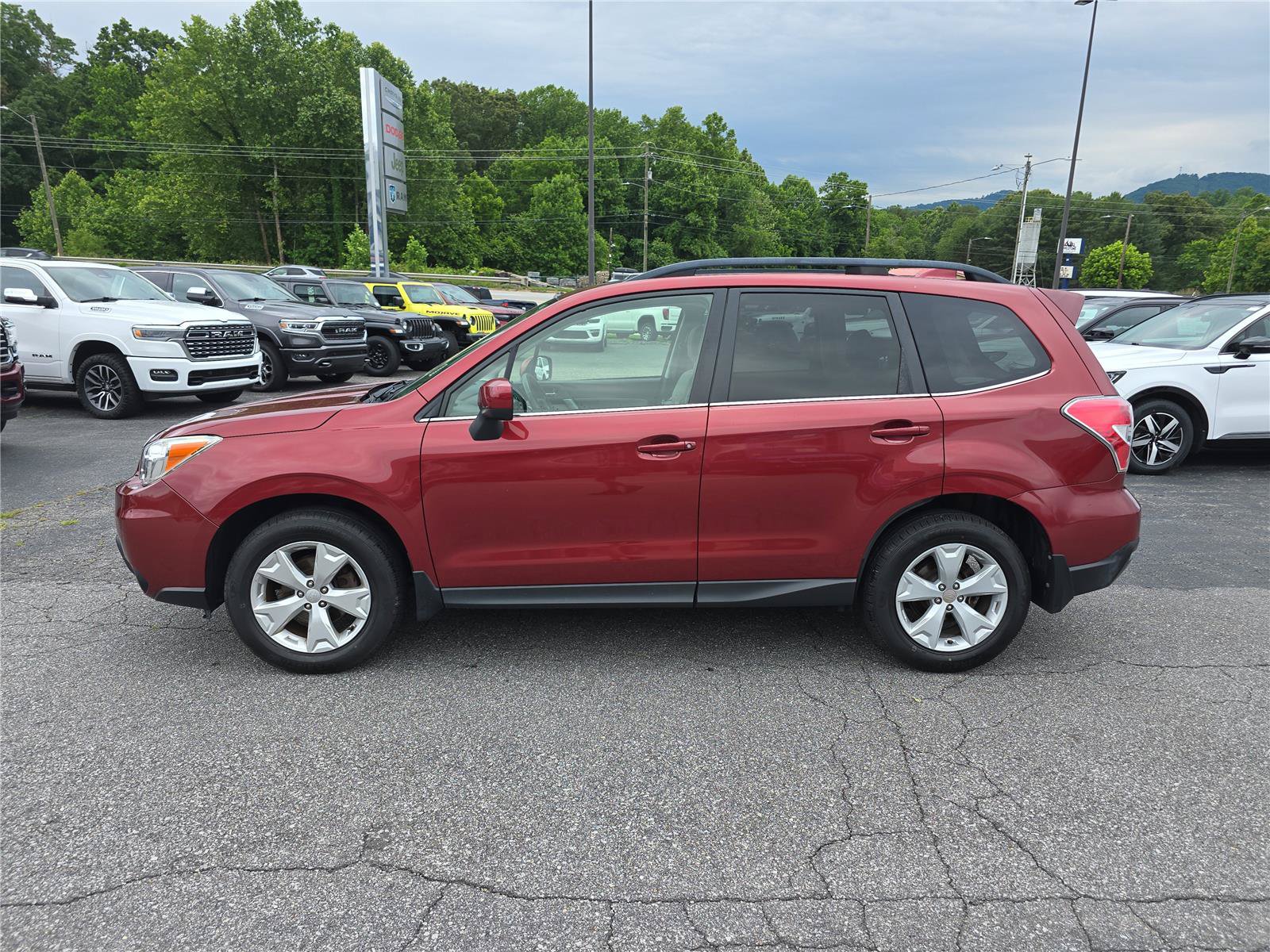 Used 2016 Subaru Forester 2.5i Limited w/ Protection Package #2 AWD/4WD image 6