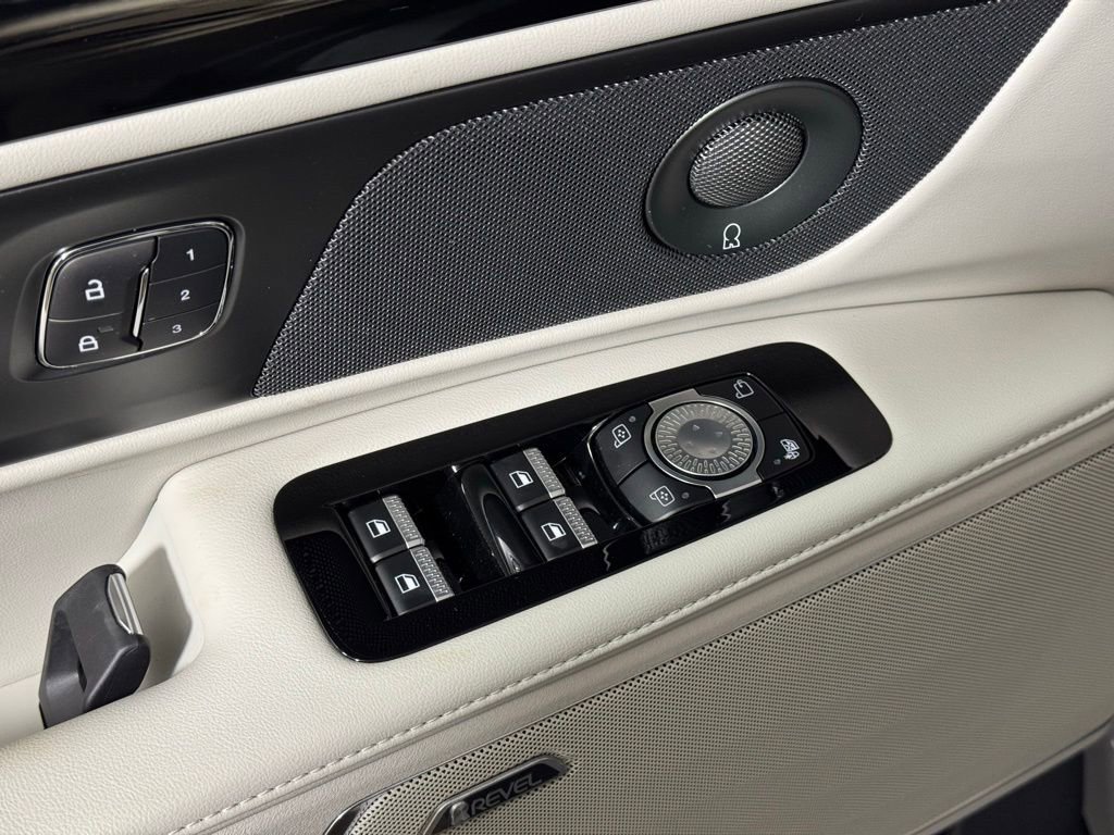 New 2026 Lincoln Nautilus Premier w/ Equipment Group 102A AWD/4WD image 16