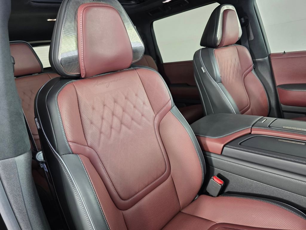 Used 2025 INFINITI QX80 Autograph image 33