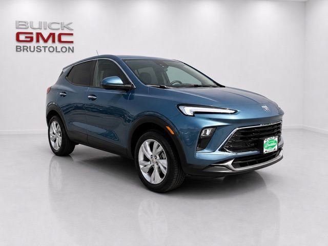 Used 2024 Buick Encore GX Preferred w/ Comfort Package AWD/4WD image 3