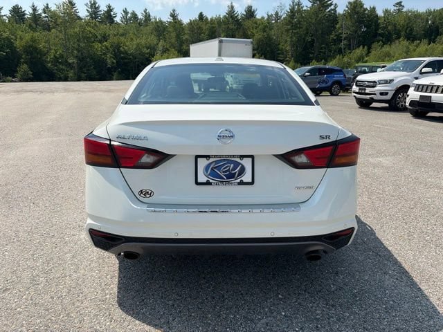 Used 2022 Nissan Altima 2.0 SR FWD image 5