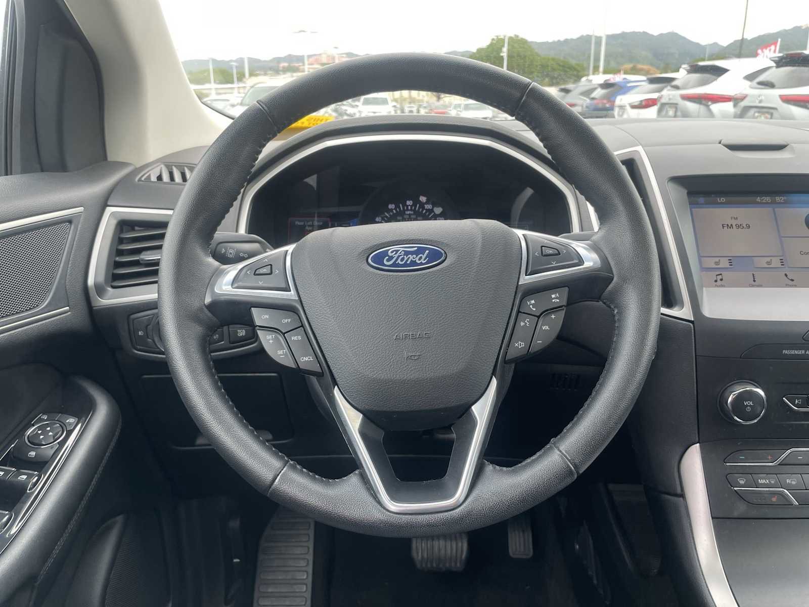 Used 2019 Ford Edge SEL w/ Equipment Group 201A image 11