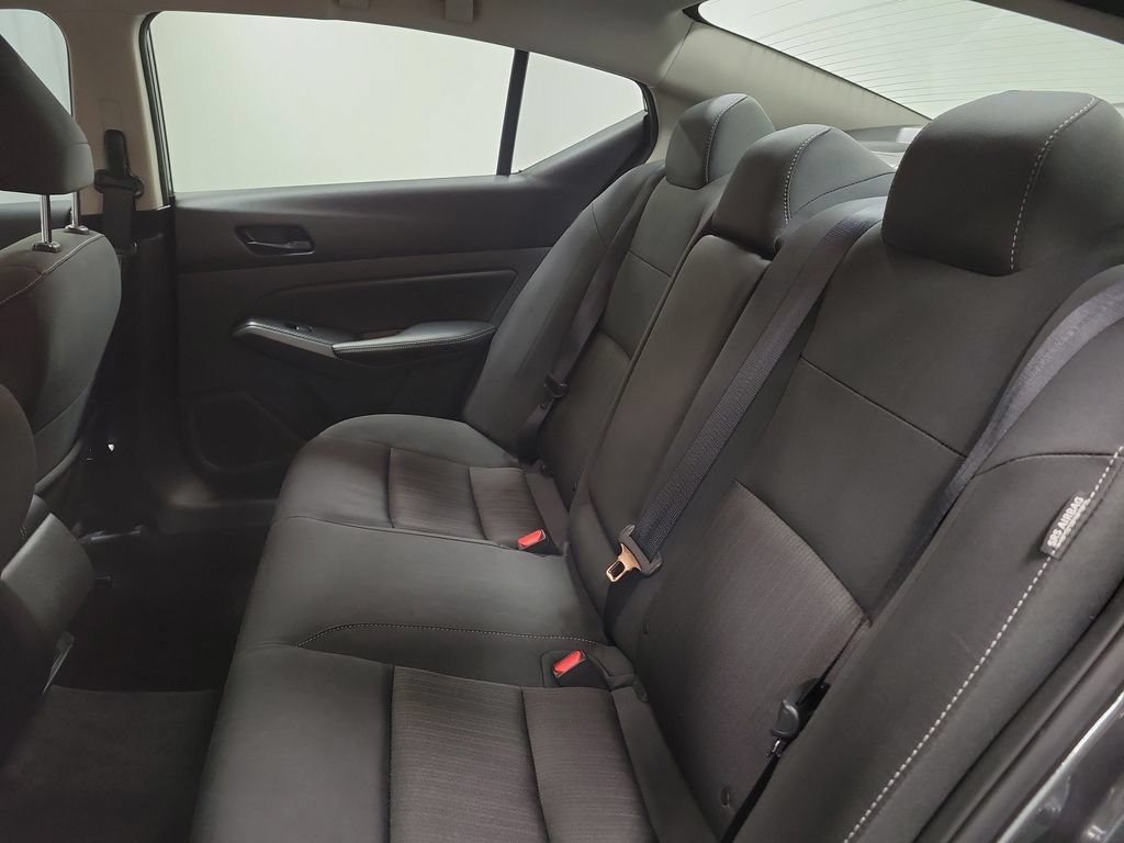 Used 2025 Nissan Altima 2.5 SV FWD image 22