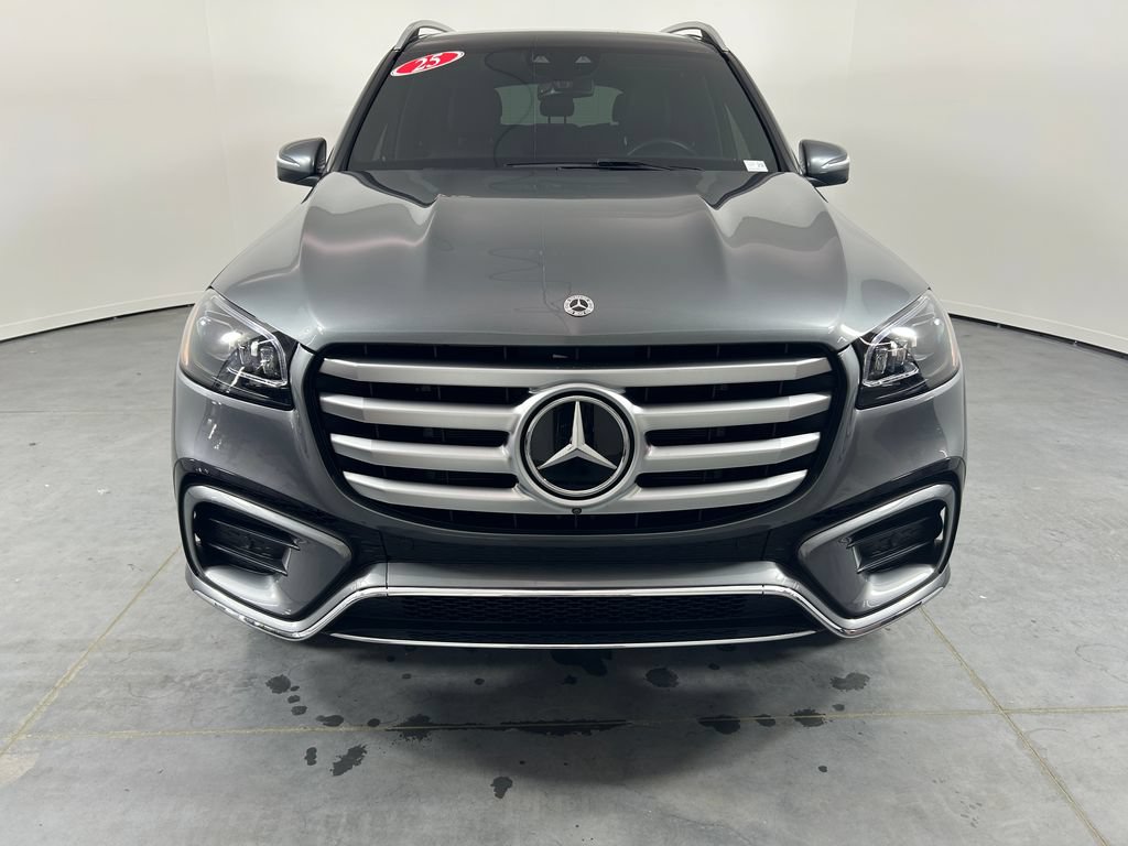 Used 2025 Mercedes-Benz GLS 450 4MATIC image 10