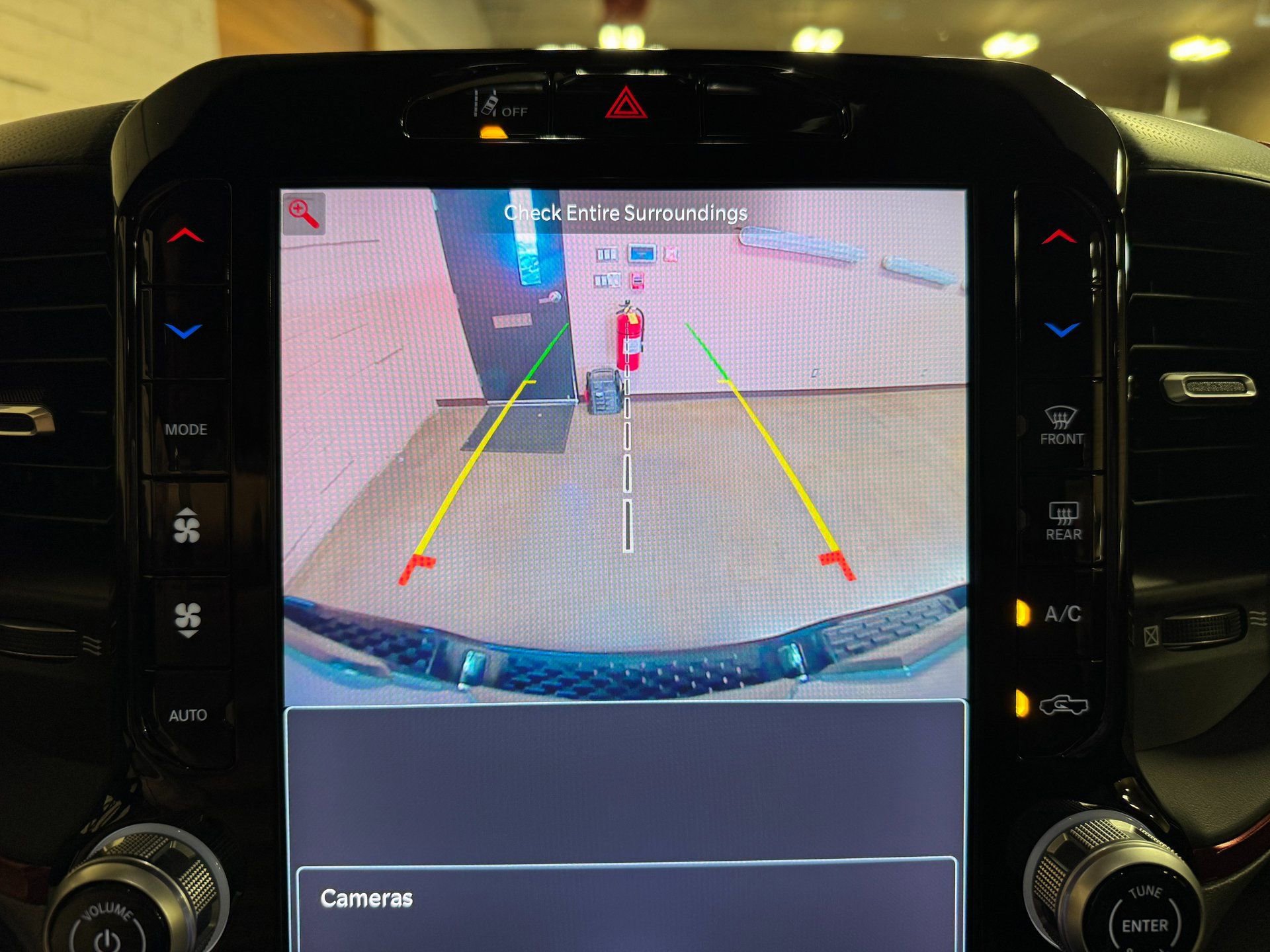 Used 2025 RAM 1500 Rebel AWD/4WD image 27