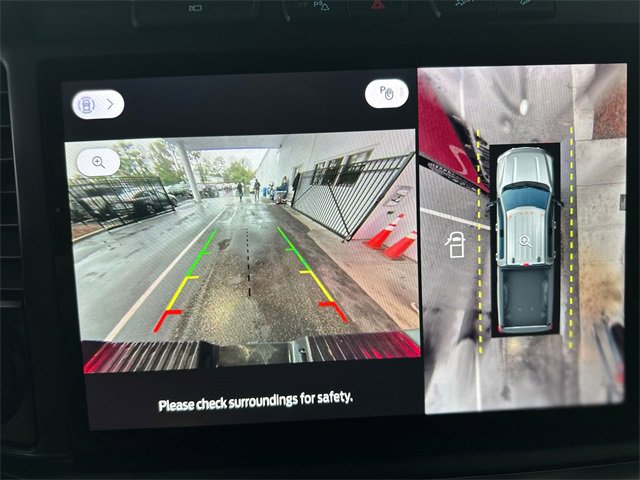 Used 2024 Ford F250 Platinum w/ FX4 Off-Road Package image 18