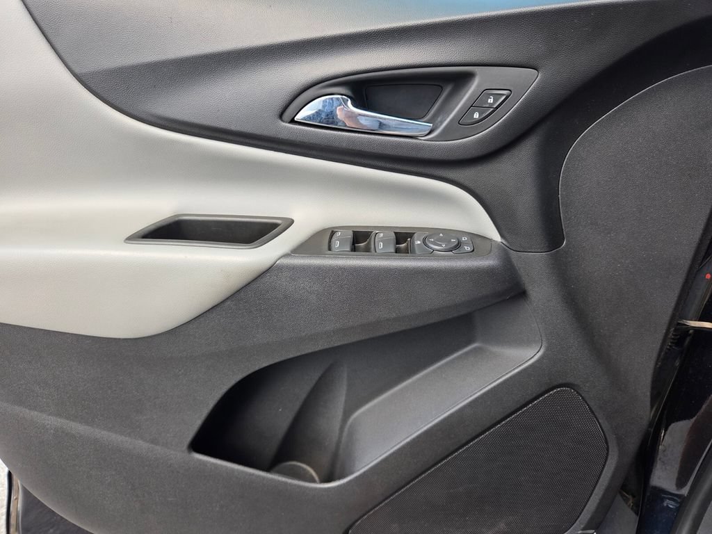 Used 2021 Chevrolet Equinox LS w/ LS Convenience Package FWD image 21