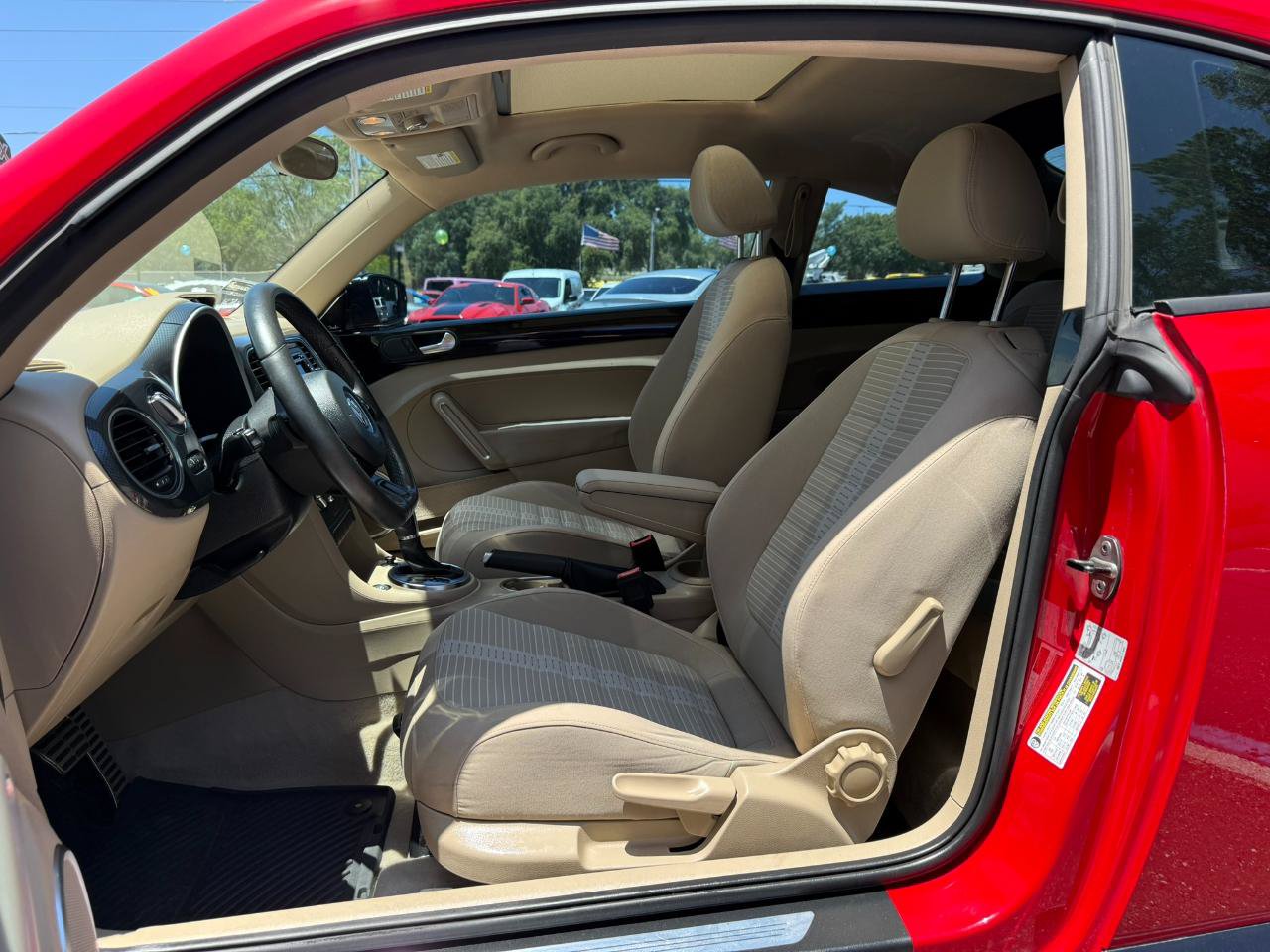 Used 2013 Volkswagen Beetle 2.0T FWD image 24