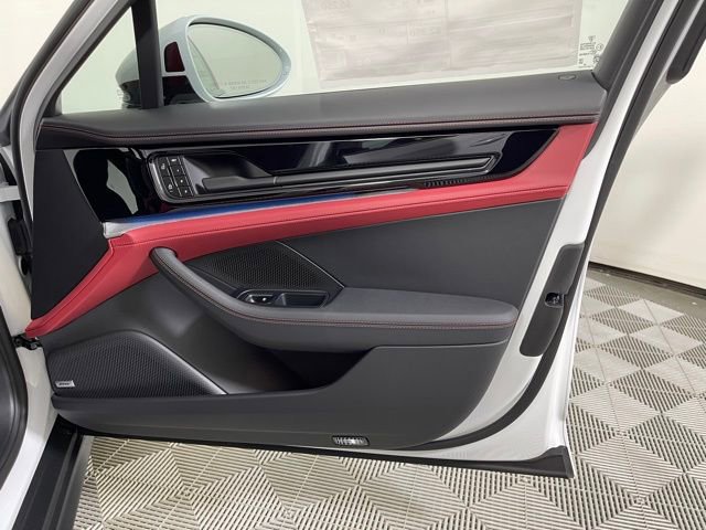 New 2026 Porsche Panamera image 27