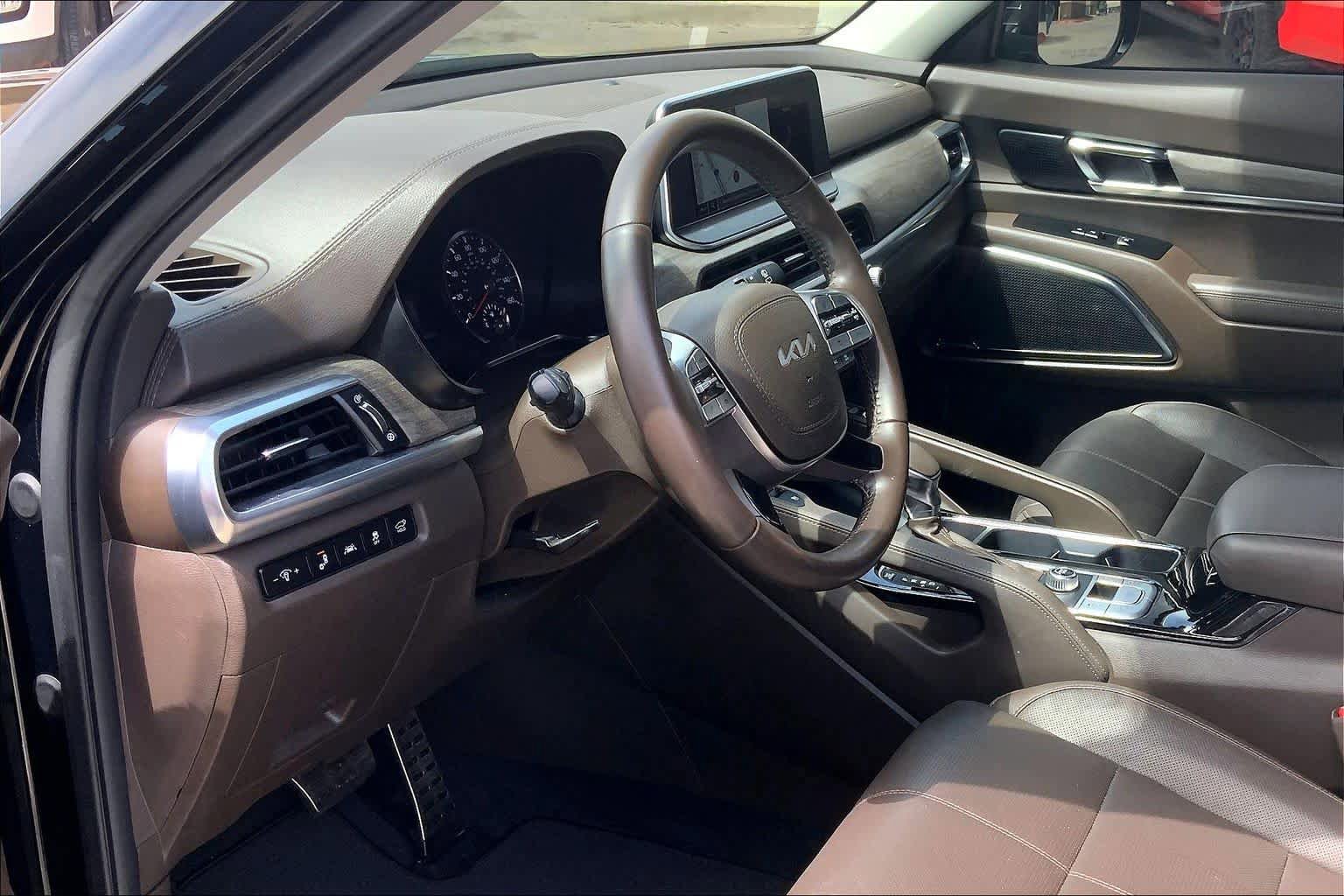 Used 2022 Kia Telluride SX FWD image 18