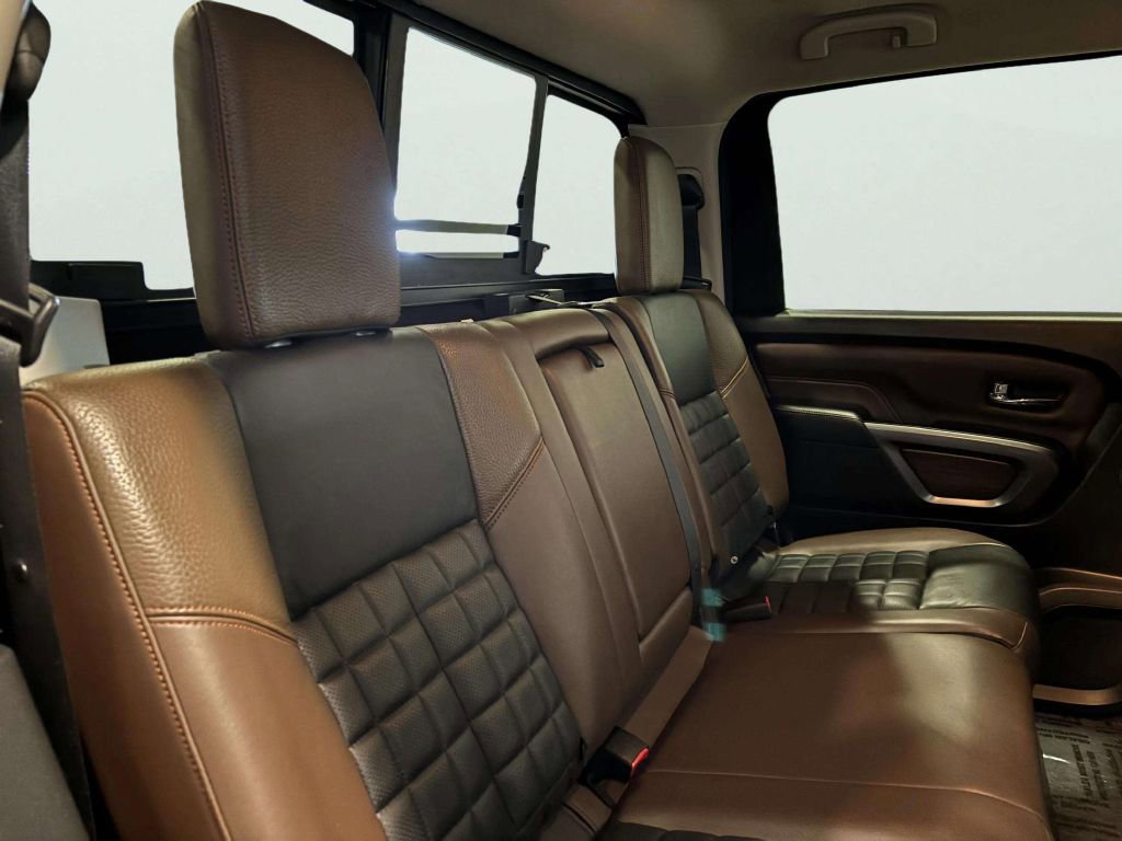 Used 2017 Nissan Titan Platinum Reserve AWD/4WD image 25