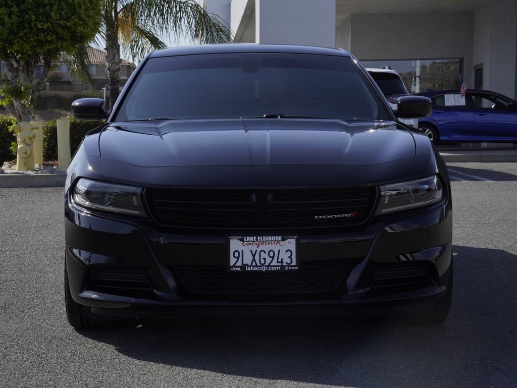 Used 2023 Dodge Charger SXT w/ Blacktop Package RWD image 9