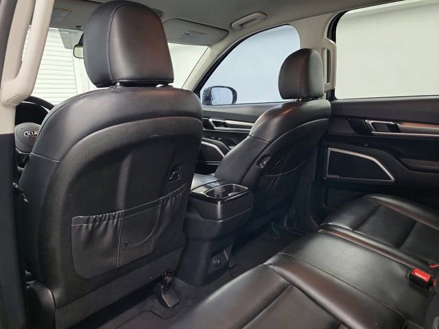 Used 2020 Kia Telluride LX FWD image 13