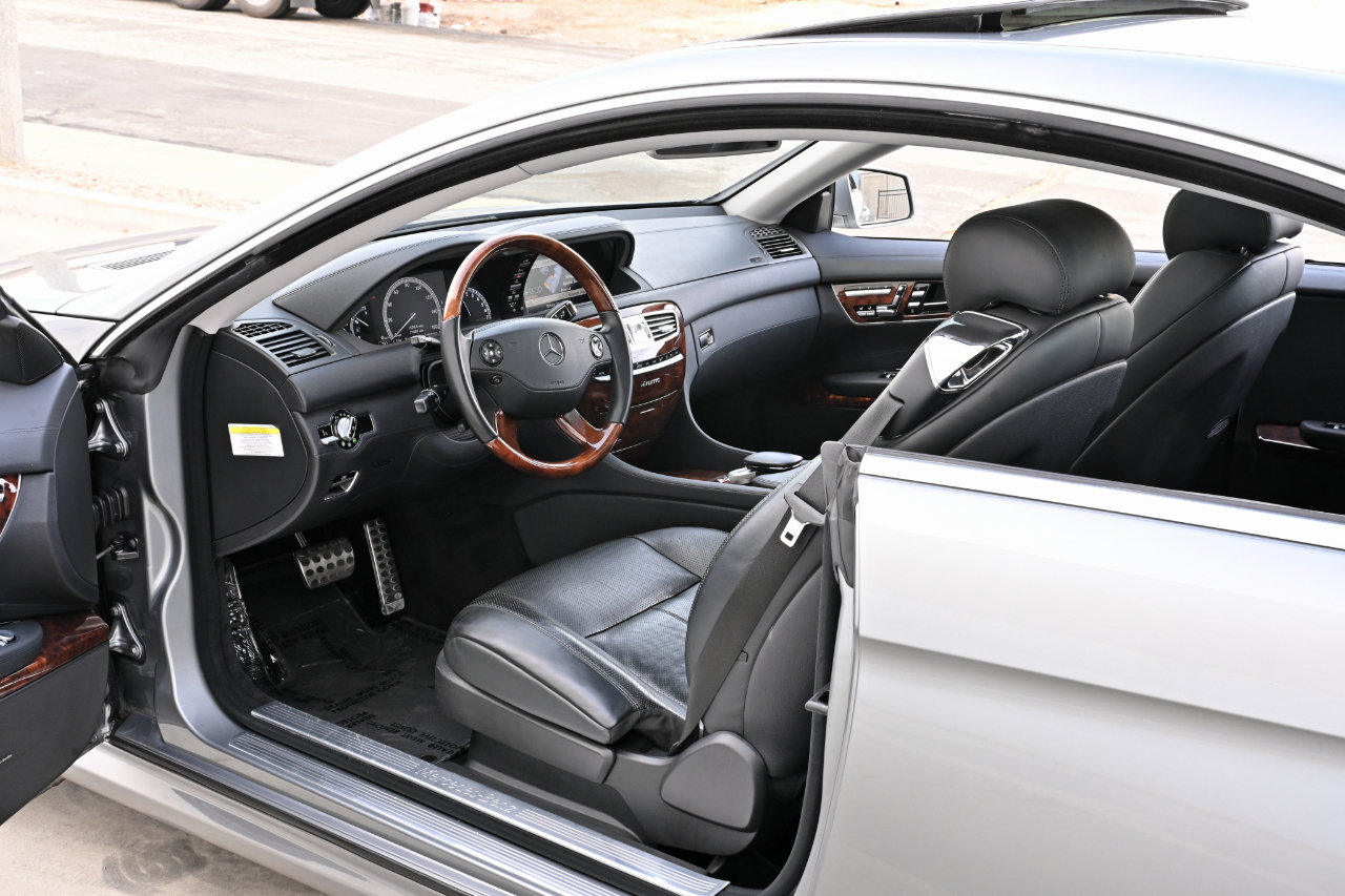 Used 2010 Mercedes-Benz CL 550 4MATIC image 31