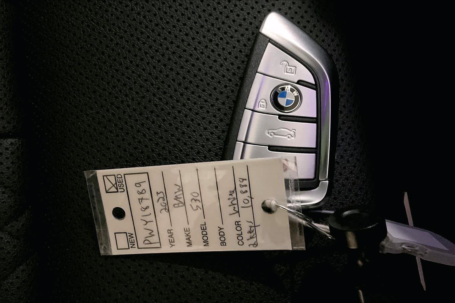 Certified 2023 BMW 530i xDrive w/ M Sport Package AWD/4WD image 14