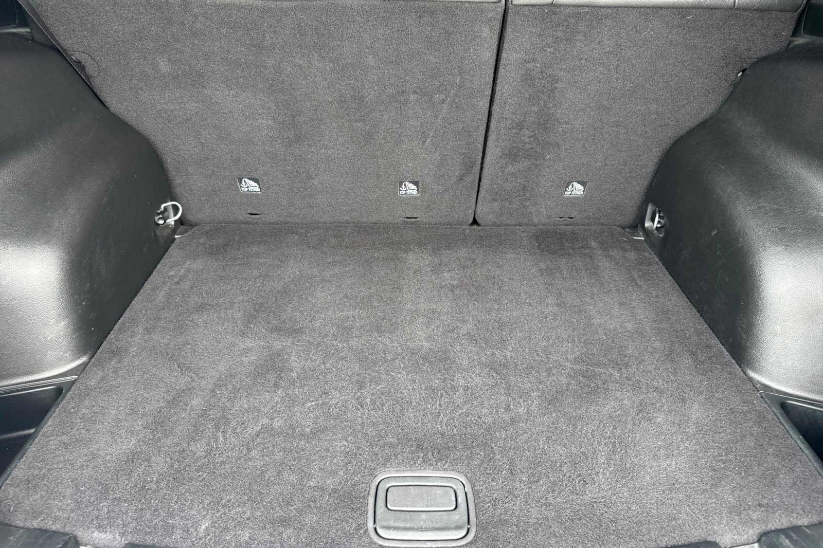 Used 2025 Jeep Compass Limited image 12