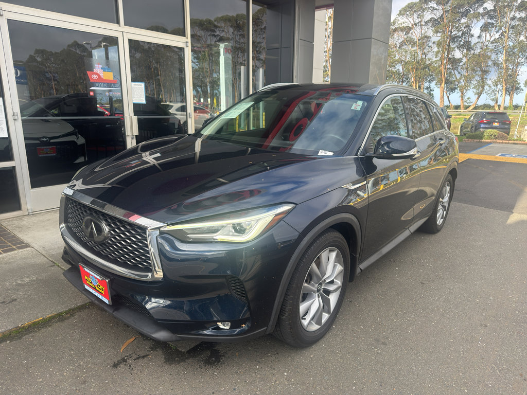 Used 2020 INFINITI QX50 Luxe w/ Navigation Package image 2