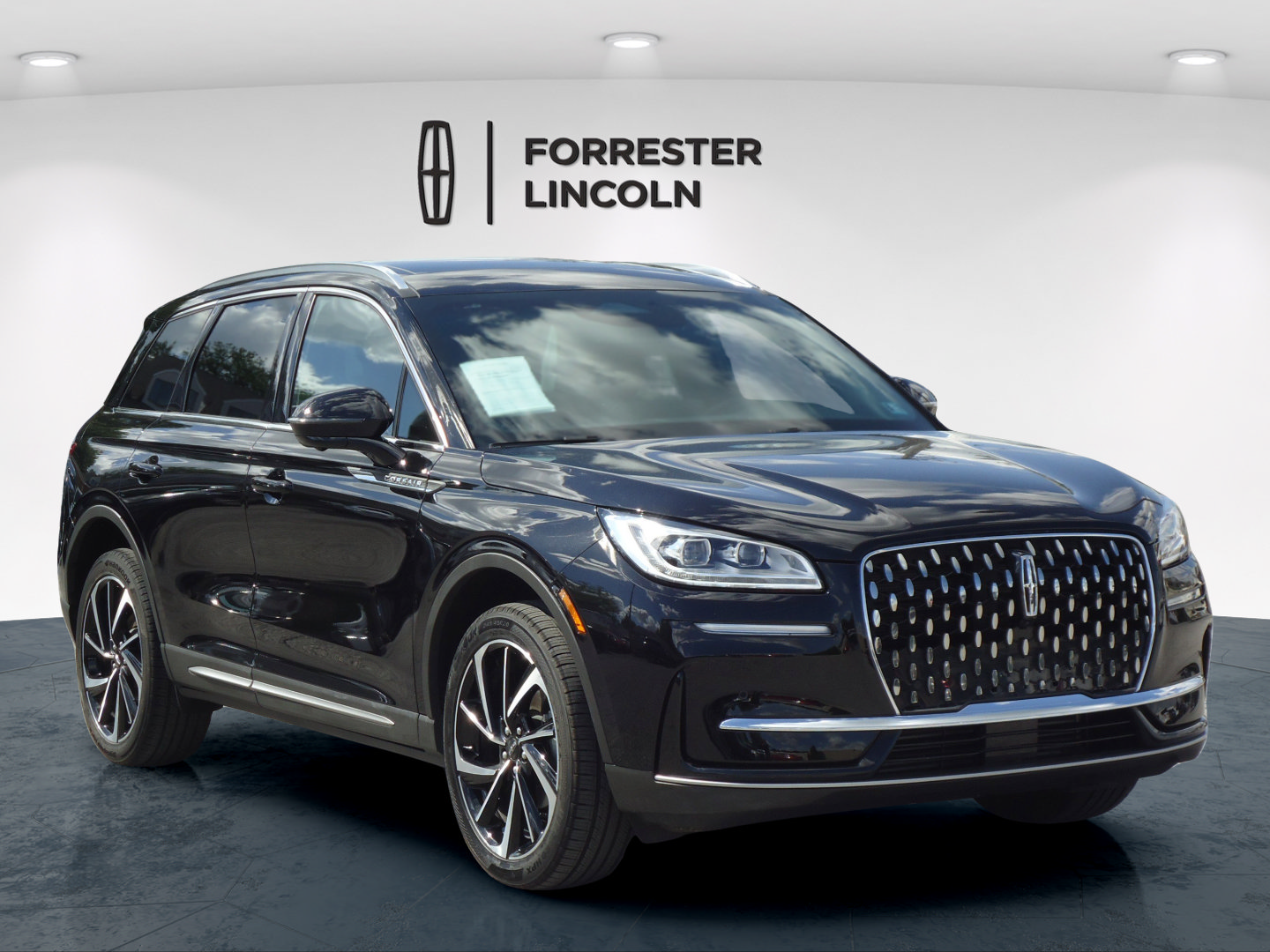 Certified 2023 Lincoln Corsair Reserve w/ Equipment Group 201A AWD/4WD image 1