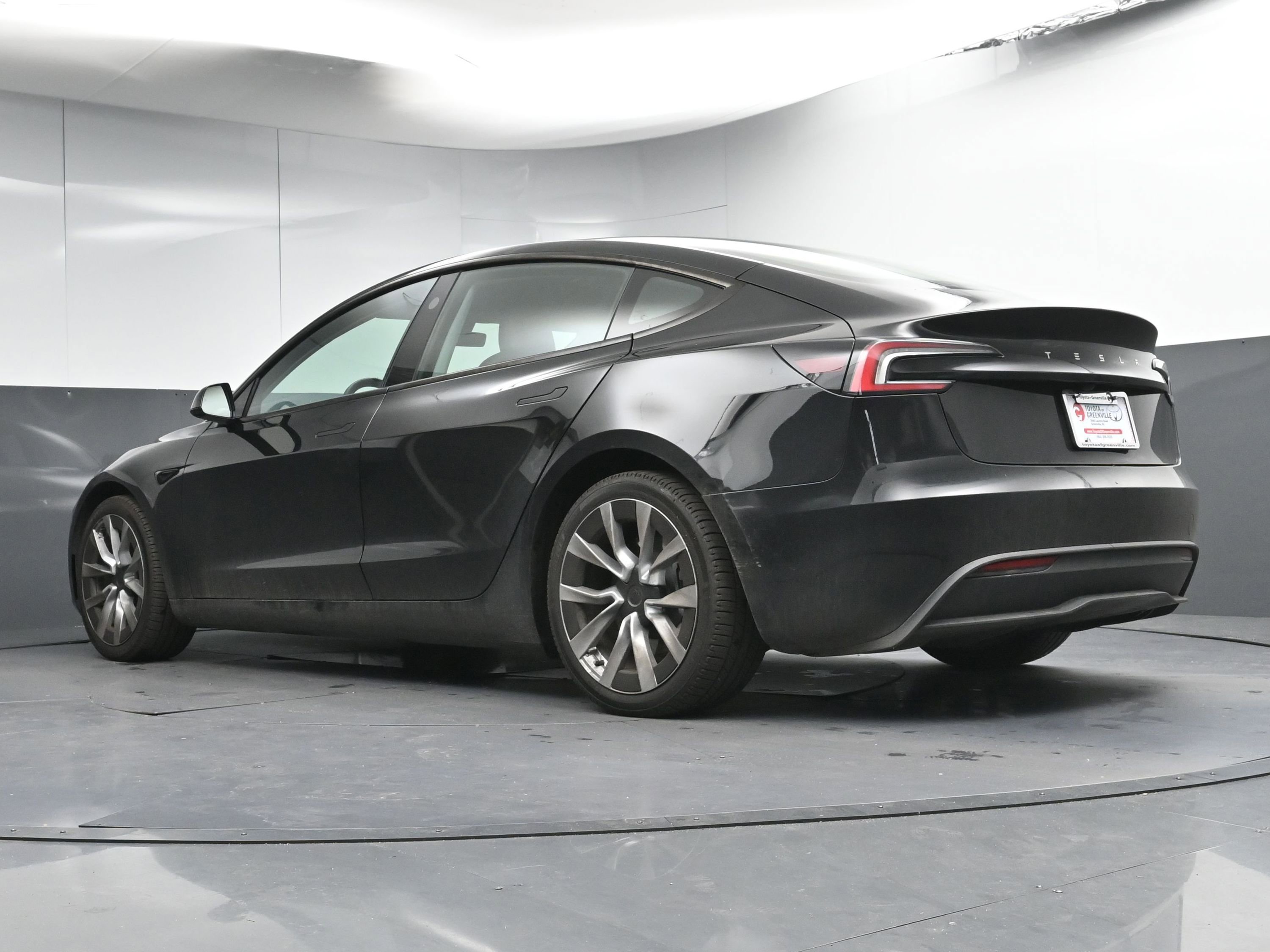 Used 2024 Tesla Model 3 Base image 25