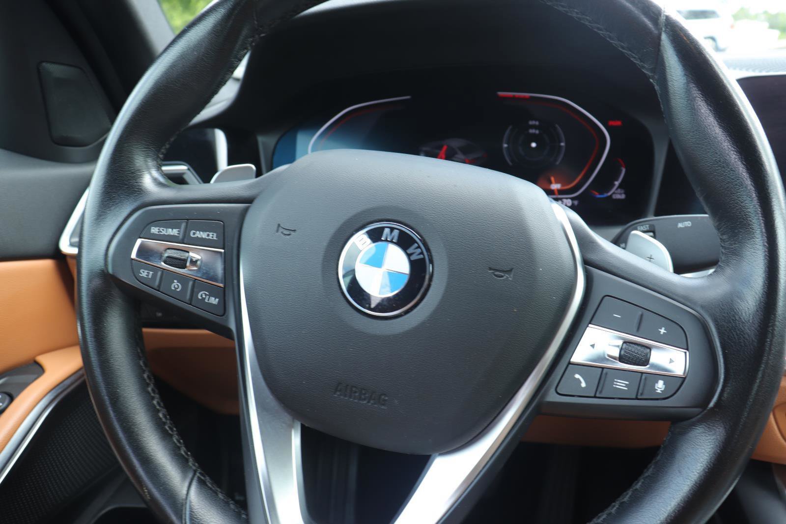 Used 2022 BMW 330i Sedan w/ Convenience Package RWD image 23