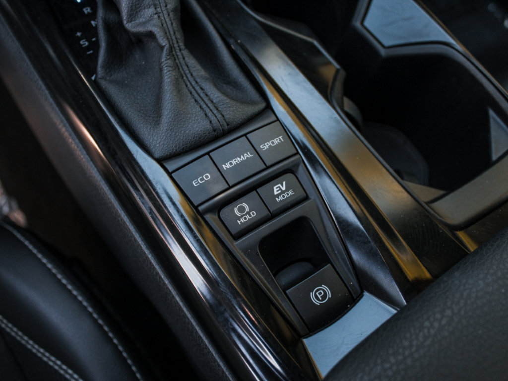 Used 2025 Toyota Camry SE FWD image 22