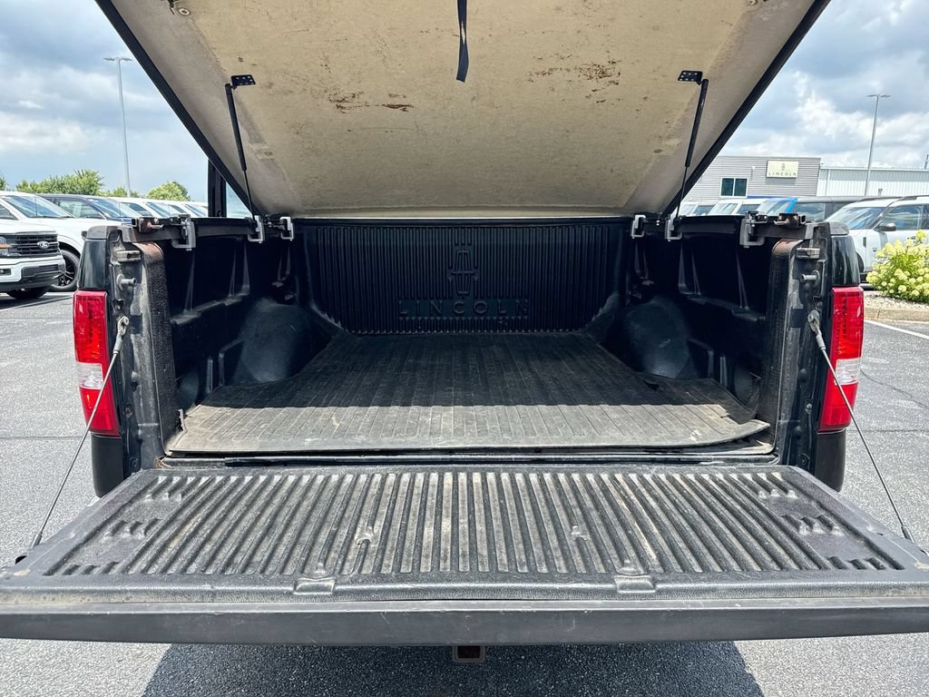 Used 2006 Lincoln Mark LT 4x4 image 24