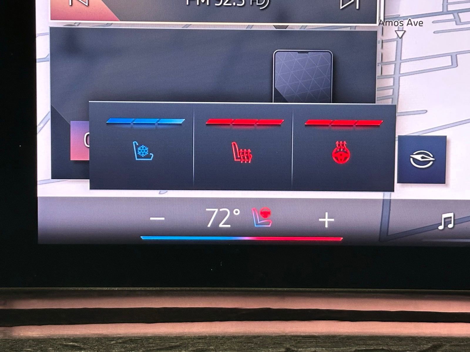 Used 2023 BMW 760i xDrive w/ Parking Assistance Package image 42