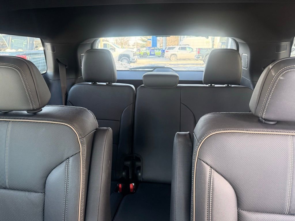 New 2026 Chevrolet Traverse High Country w/ LPO, Floor Liner Package image 31