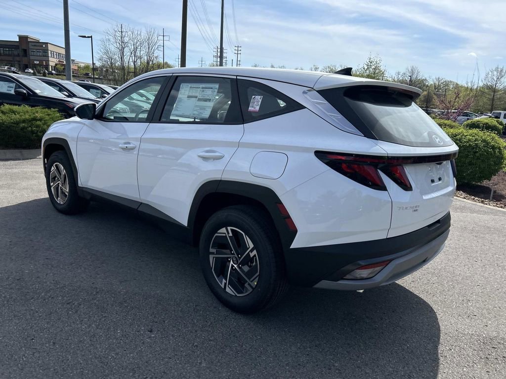 New 2026 Hyundai Tucson Blue SE image 5