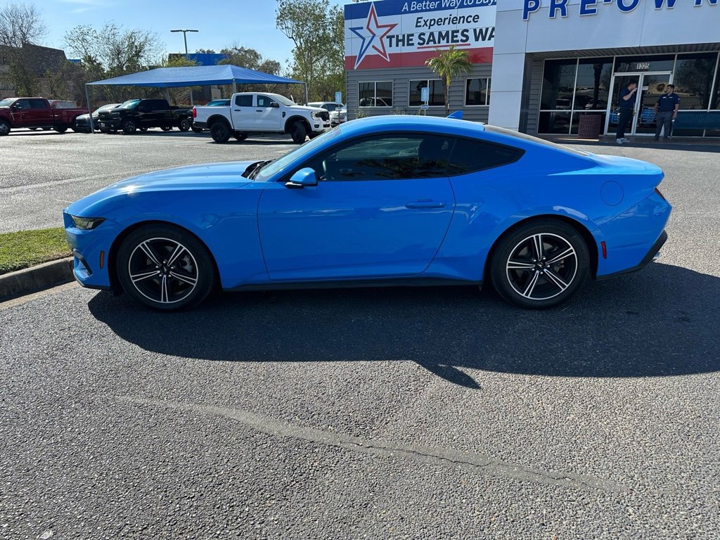 Used 2024 Ford Mustang Coupe image 2