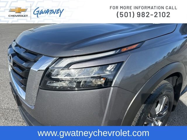 Used 2024 Nissan Pathfinder S image 14
