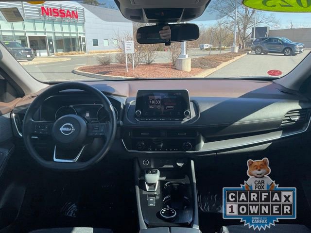 Used 2023 Nissan Rogue SV image 15