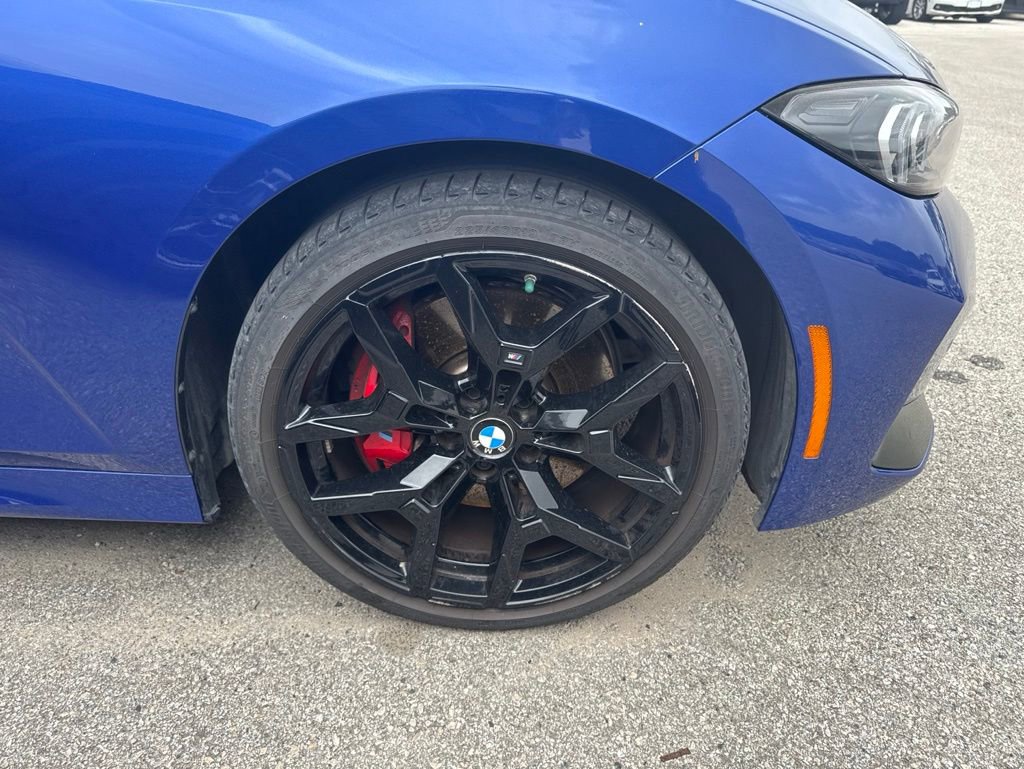 Certified 2025 BMW 330i Sedan w/ M Sport Package RWD image 3
