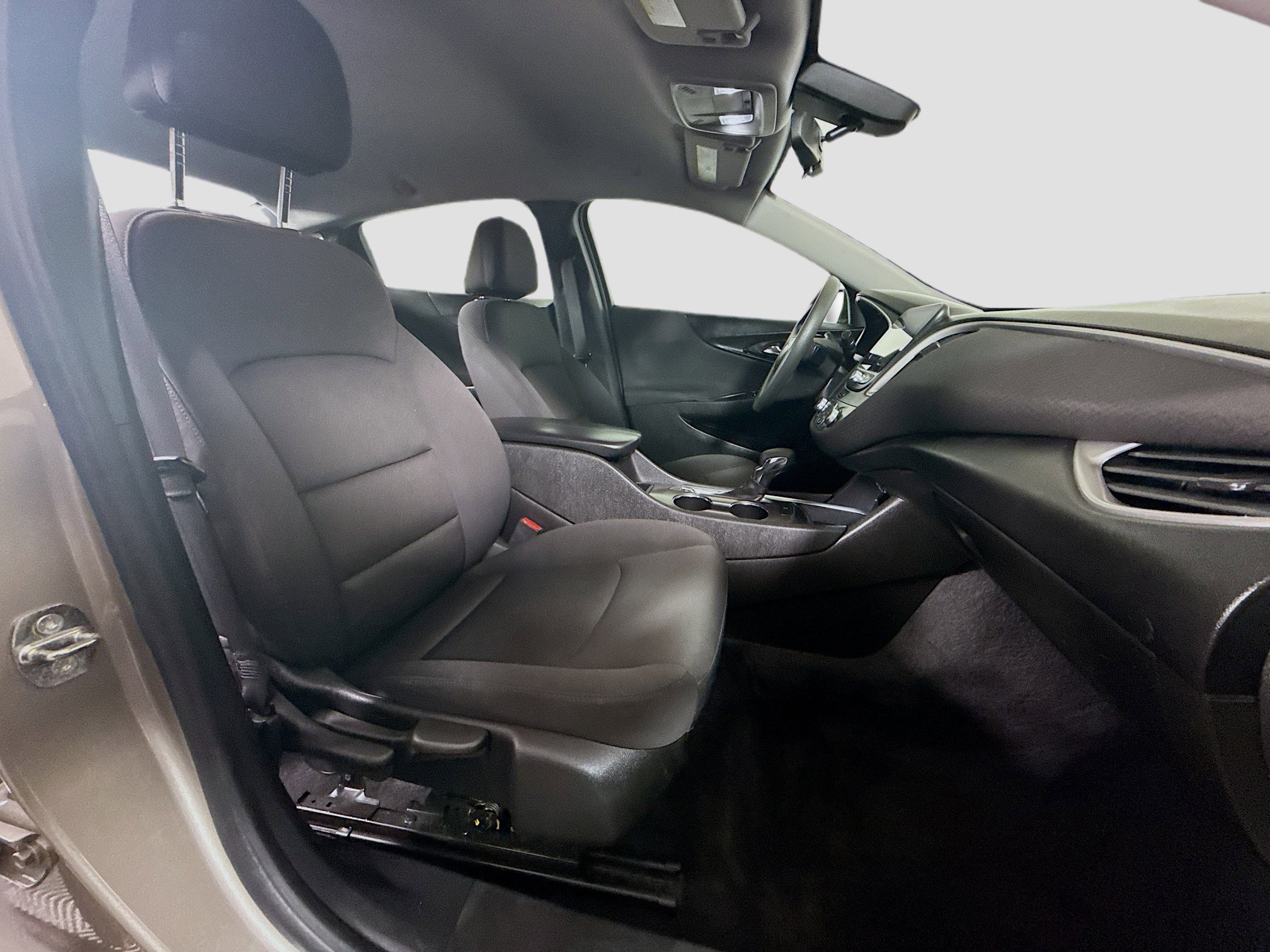 Used 2022 Chevrolet Malibu LT image 29