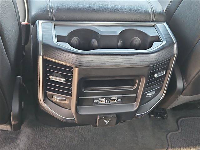 Used 2024 RAM 1500 Laramie RWD image 17