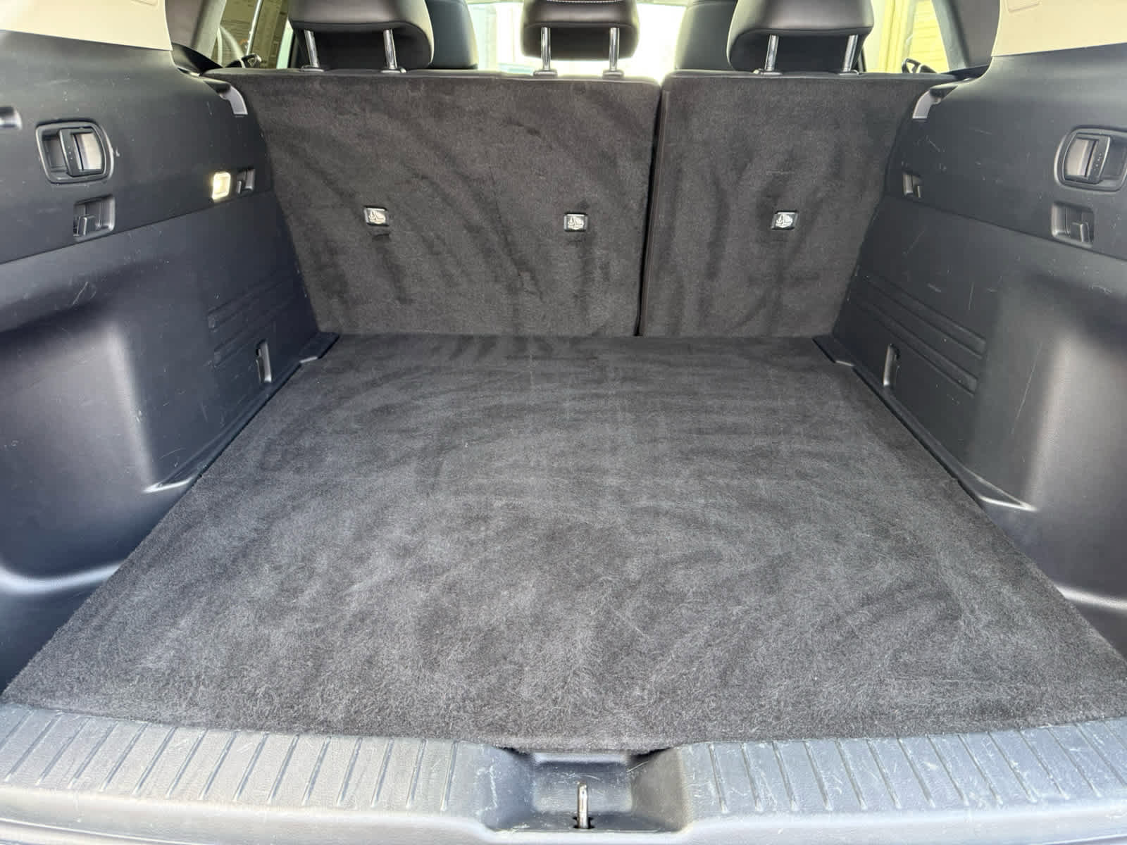 Used 2025 MAZDA CX-50 AWD 2.5 S w/ Premium Package image 8