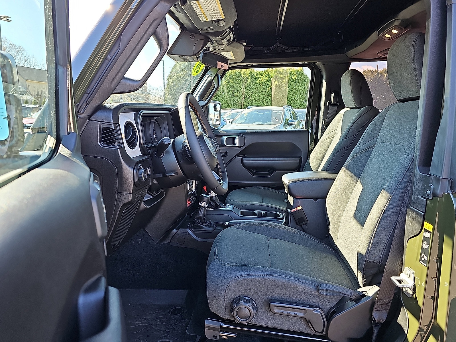 Used 2024 Jeep Wrangler Willys image 13