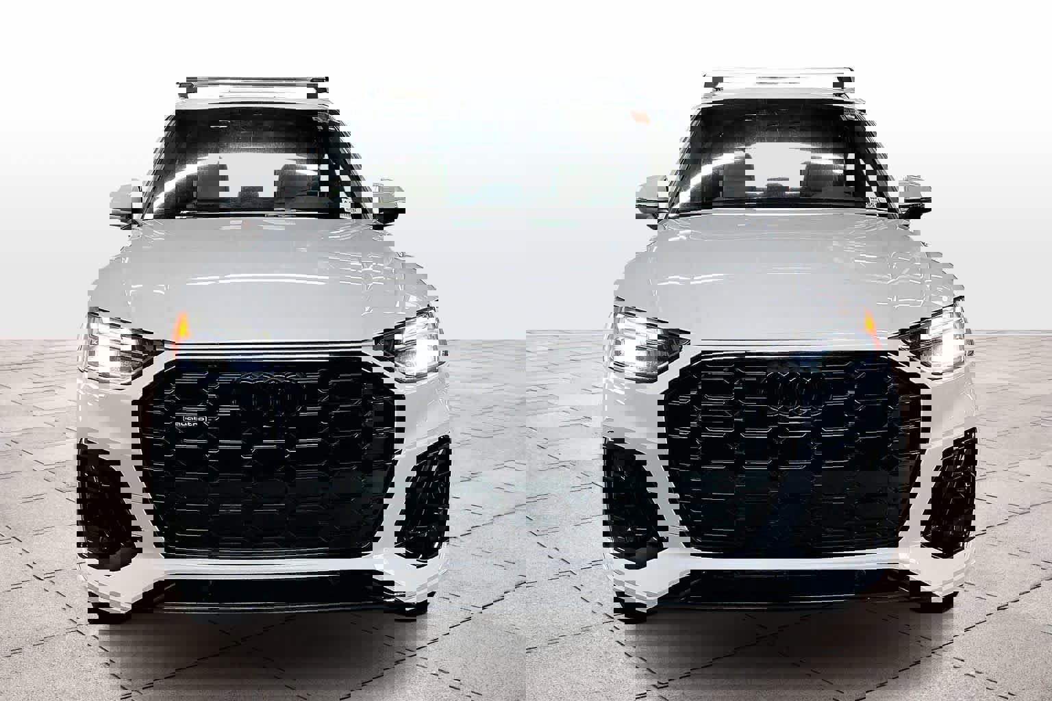 Certified 2025 Audi Q5 2.0T Premium Plus image 3