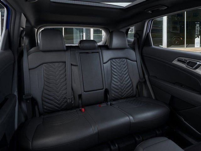 New 2026 Kia Sportage X-Line w/ X-Line Premium Package AWD/4WD image 16