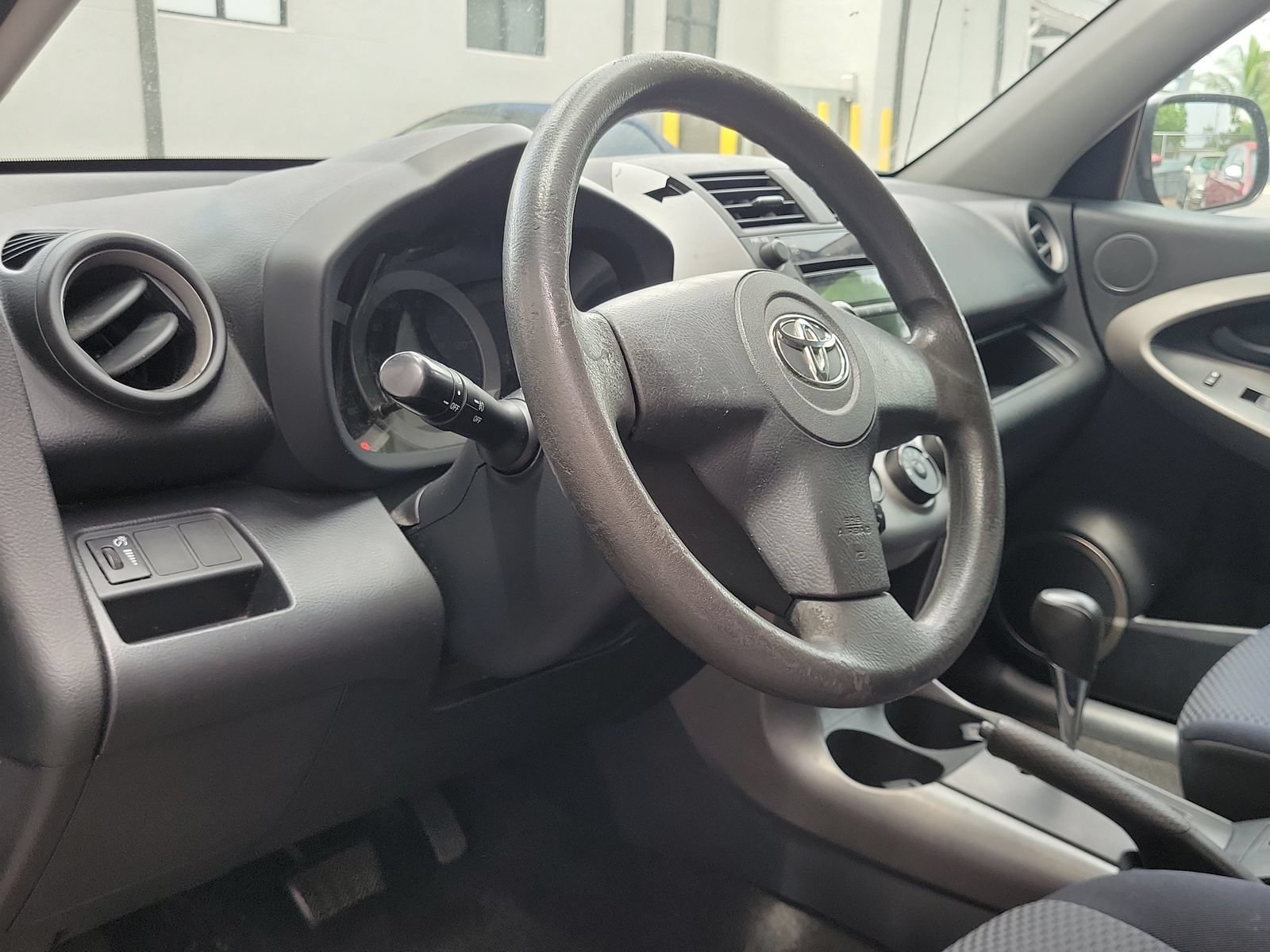 Used 2008 Toyota RAV4 Sport AWD/4WD image 7