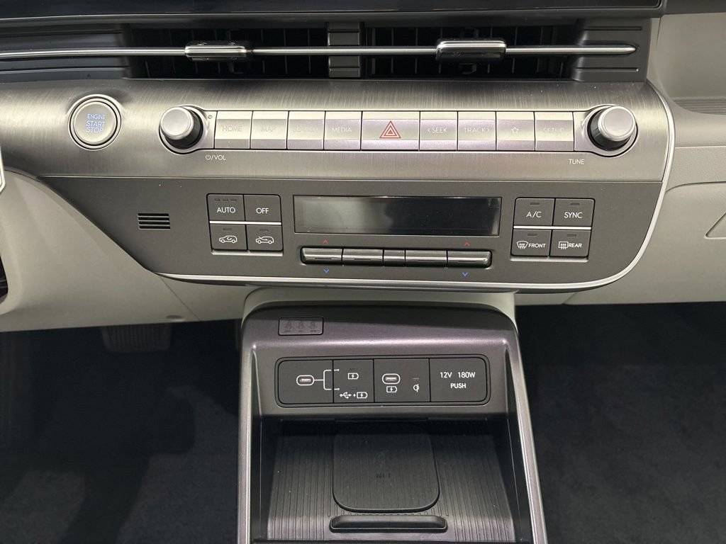 Certified 2025 Hyundai Kona SEL FWD image 24