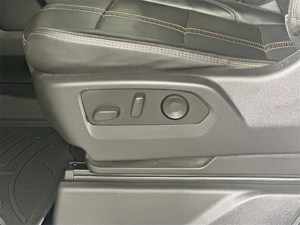 Used 2024 Chevrolet Silverado 3500 High Country w/ High Country Premium Package image 23