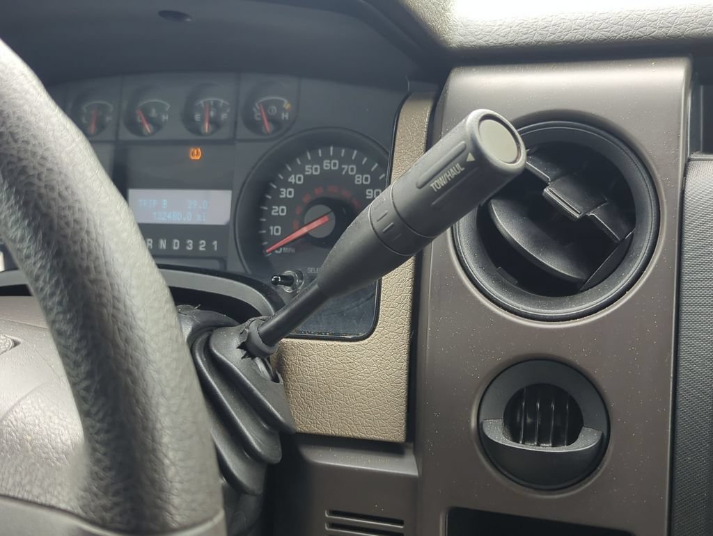 Used 2010 Ford F150 STX RWD image 19